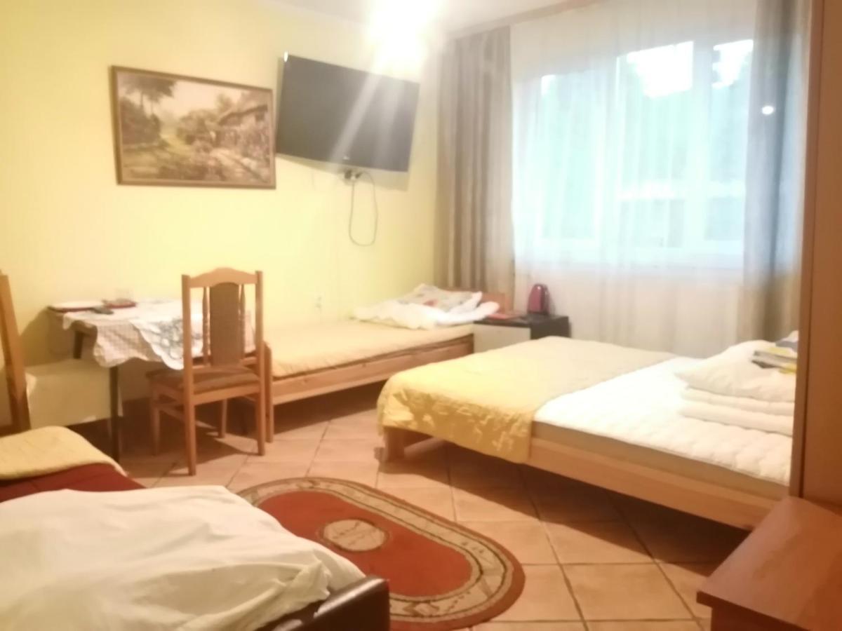 Jasionka Apartment Устшики Долне Екстериор снимка
